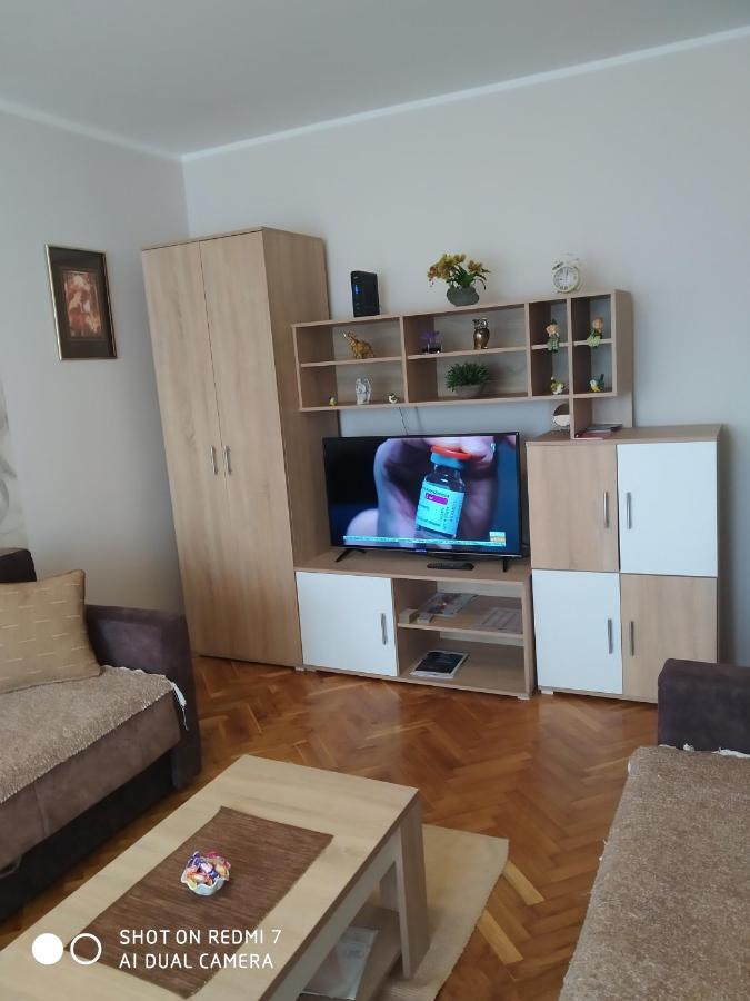 Apartman Ivan Vrdnik Luaran gambar