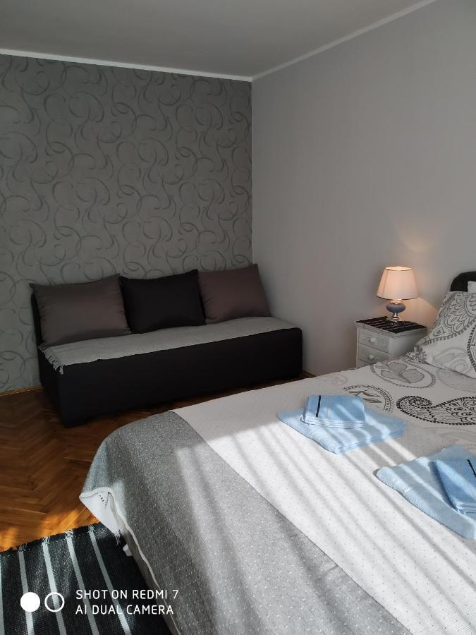 Apartman Ivan Vrdnik Luaran gambar
