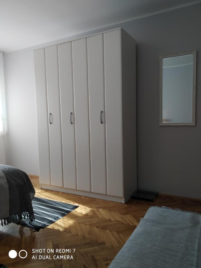 Apartman Ivan Vrdnik Luaran gambar
