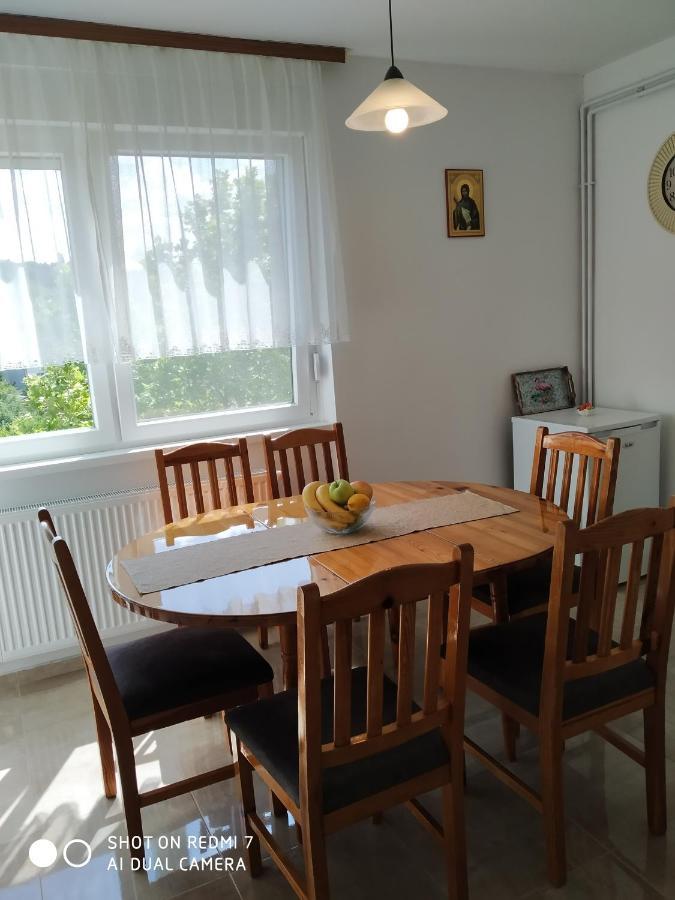 Apartman Ivan Vrdnik Luaran gambar
